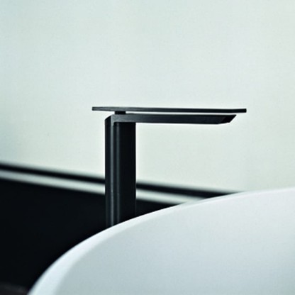 Agape Sen Однорычажный смеситель для раковины, на 1 отв., высота: 295мм, излив: 140мм, цвет: черный