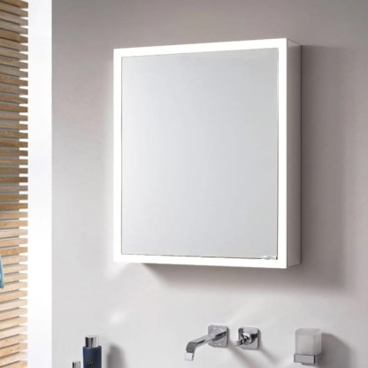 Emco Prime Зеркальный шкаф 160см., с подсветкой LED встраив. модель, 3-дверки, IP 20 с Lichtpaket, стеклянная задняя стенка, цвет белый