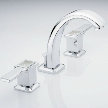 THG M?tropolis ? manettes cristal clair Смеситель для раковины, на 3 отв., цвет: хром/прозрачный хрусталь