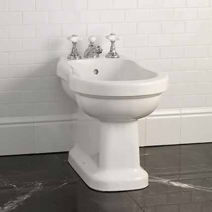 Devon&Devon Blues, Биде напольное 67.5х38.4см, с тремя отверстиями под смеситель, цвет: белый