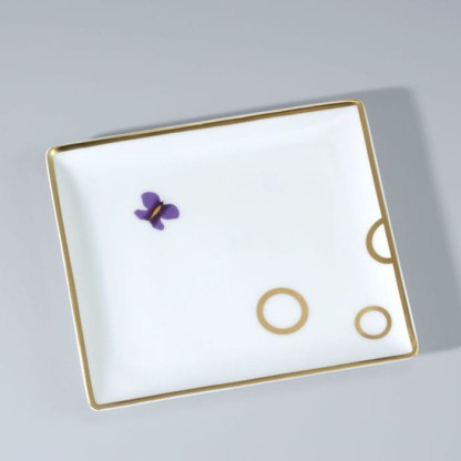 THG CAPUCINE MAUVE DECOR OR Поднос керамический 122х110 мм., настольный, small size, декор золото/лиловый, цвет: белый