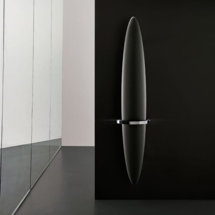 Antrax Blade Полотенцесушитель электрический 25x170H см, цвет: черный матовый