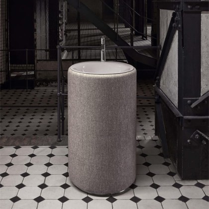 Bette Lux Oval Couture Раковина 55х90 см, 1 отв., с текстильным подиумом, сталь, цвет: буро-серый