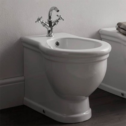 Globo Paestum Биде напольное пристенное 57х38см с 3 отв. под смеситель, с комплектом креплений, цвет: белый