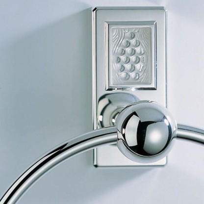 THG M?tropolis cristal clair Полотенцедержатель - кольцо 18см., подвесной, цвет: хром/прозрачный хрусталь