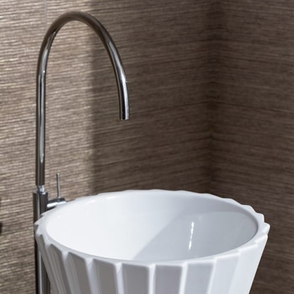 Oasis Pliss? Смеситель для раковины, напольный, однорычажный, цвет: хром