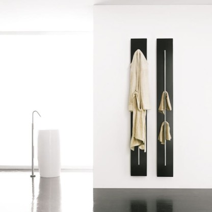 Antrax Teso Полотенцесушитель TESO 25x170Hсм электрический, рейлинг: хром, цвет: черный матовый