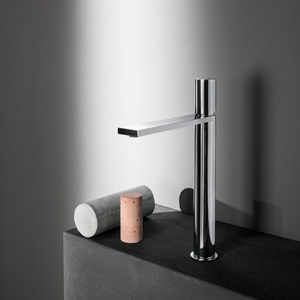 Fantini Milano Смеситель для раковины, 1 отв., излив: 220 мм, цвет: хром