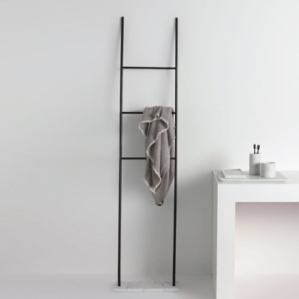 Bertocci Carrarino Полотенцедержатель-лестница 40хh170см., на мраморном основании, цвет: черный мрамор/черный матовый