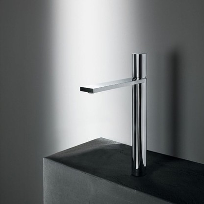 Fantini Milano Смеситель для раковины, 1 отв., излив: 170 мм, высокий излив, цвет: хром