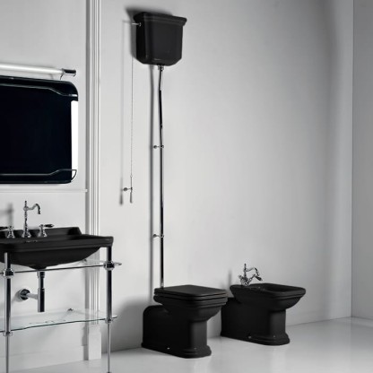 Kerasan Waldorf Унитаз  пристенный удлиненный, с высоким бачком- уст-ка на расстоянии 2см от стены и трубой, цвет: черный/хром