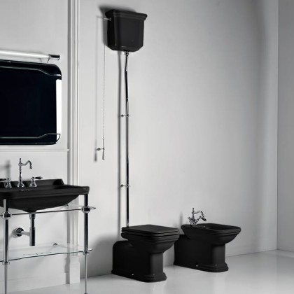 Kerasan Waldorf Унитаз  пристенный удлиненный, с высоким бачком- уст-ка на расстоянии 2см от стены и трубой, цвет: черный/хром