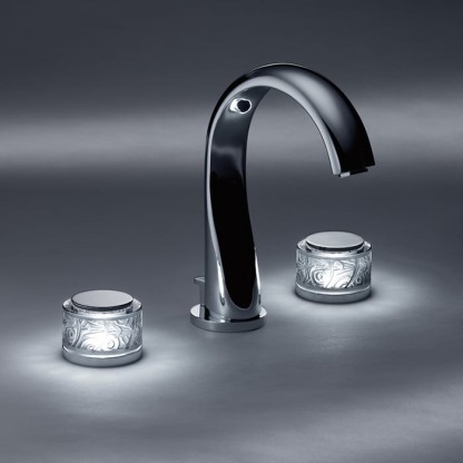 THG Paradise Смеситель для раковины на 3 отверстия, ручки с подсветкой, с донным клапаном, цвет: хром