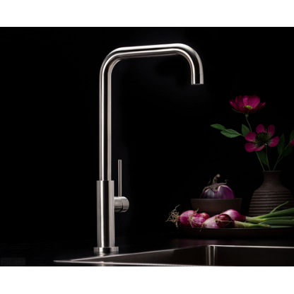 Смеситель EASY SQUARE CHROME