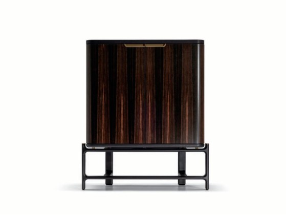 Сервант Poltrona Frau DUO