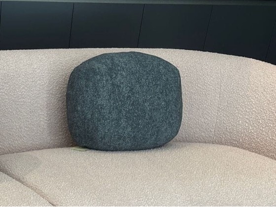 Диванные подушки In Stock MOROSO - PEBBLE RUBBLE SMALL