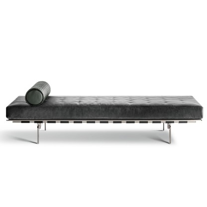 Кушетка Poltrona Frau CLAYTON