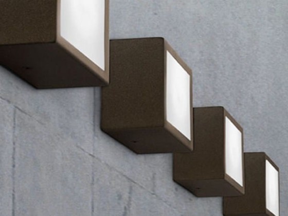 Настеннопотолочные светильники PANZERI FOUR