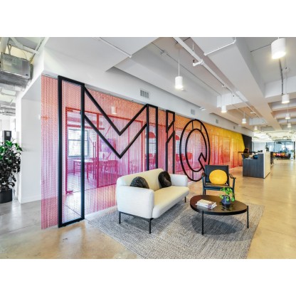 Вышитый бисером занавес Kriskadecor SPACE DIVIDER - OFFICE