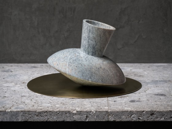 Ваза Gardeco Objects TOLL VASE 02