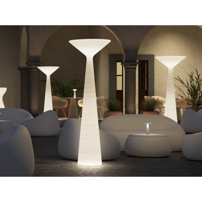 Уличный торшер Plust TEBE