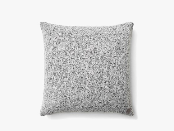 Диванные подушки &TRADITION BOUCLE CUSHION SC28