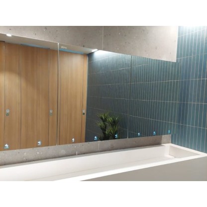 Системы кранов дозаторы мыла и сушилки для рук Stern SWAR 700