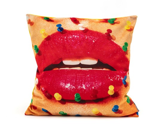 Диванные подушки Seletti MOUTH WITH PINS
