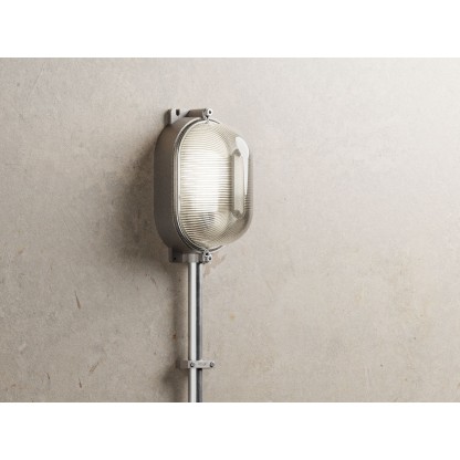 Настеннопотолочные светильники Genuit CEILING LIGHT SILVER