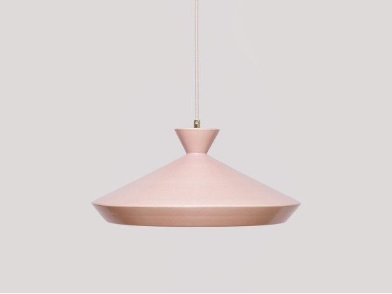 Подвесные светильники LOBO Atelier TAGI