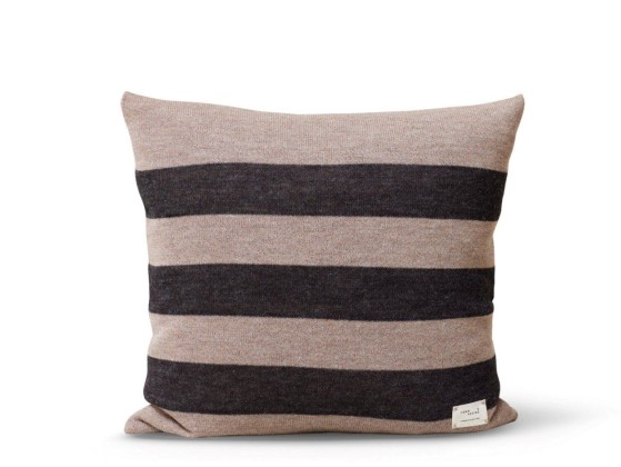 Диванные подушки Form & Refine AYMARA