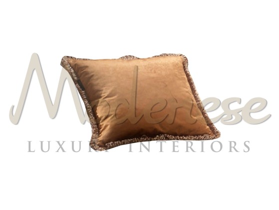Диванные подушки Modenese Luxury Interiors C10001FC