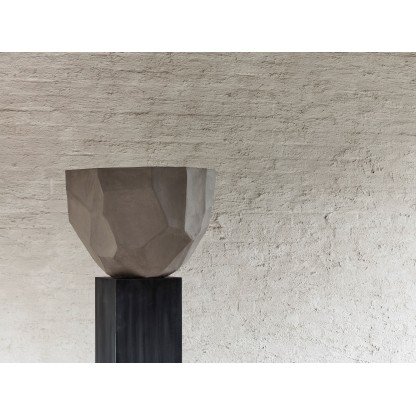 Ваза - кашпо для сада DOMANI BILBAO