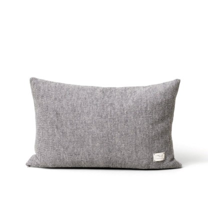 Диванные подушки Form & Refine AYMARA