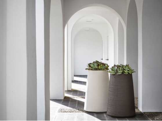 Ваза - кашпо для сада Pot a Porter CAP FERRAT