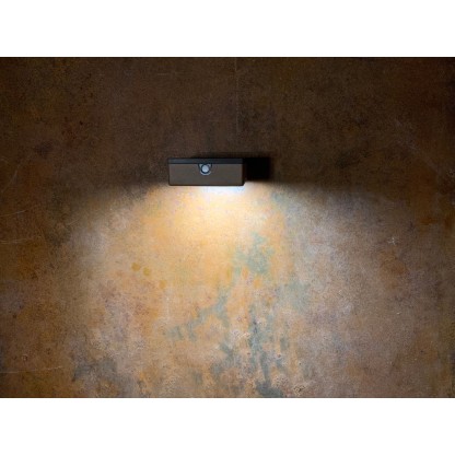 Настеннопотолочные светильники LYX Luminaires APS 010