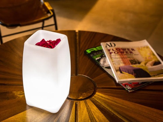 Уличная настольная лампа Smart and Green STELE