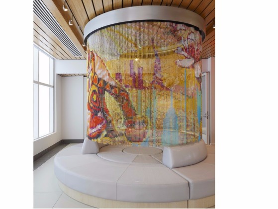 Вышитый бисером занавес Kriskadecor SPACE DIVIDER - CURVED HOTEL