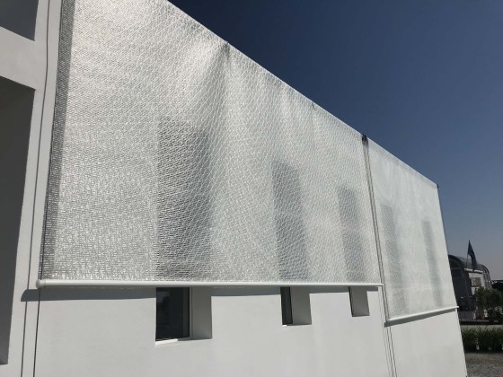 Уличные рулонные шторы i-Mesh I-MESH® CURTAINS