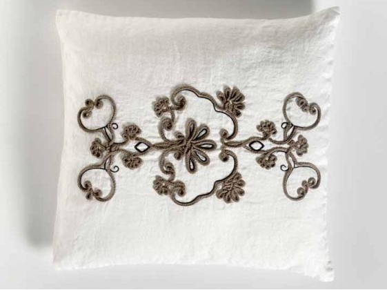 Диванные подушки LA FABBRICA DEL LINO FIORE