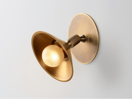 Бра - настенная лампа Volker Haug Studio BABY WALL SWING