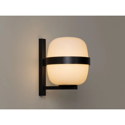 Настеннопотолочные светильники Santa & Cole WALLY CESTITA