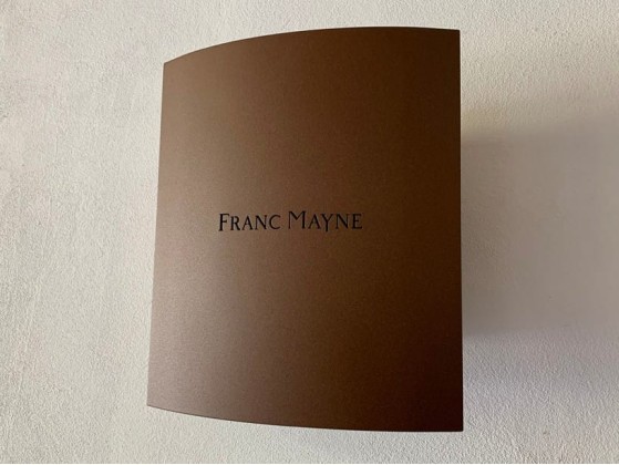 Настеннопотолочные светильники LYX Luminaires AP 010 Franc Mayne