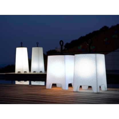 Уличный торшер VONDOM MORA