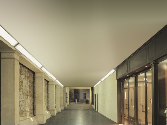 Уличные наружные потолочные светильники Goccia Illuminazione SMALL, MIDI, MAXI &amp; SUPERMAXI