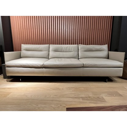 Диван In Stock POLTRONA FRAU GRANTORINO Nest-Madreperla