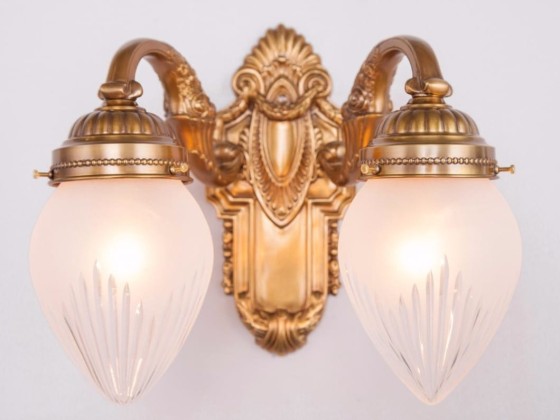 Бра - настенная лампа Patinas Lighting PECS XI