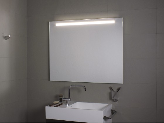 Зеркало для ванной комнаты KOH-I-NOOR SUPERIORE LED