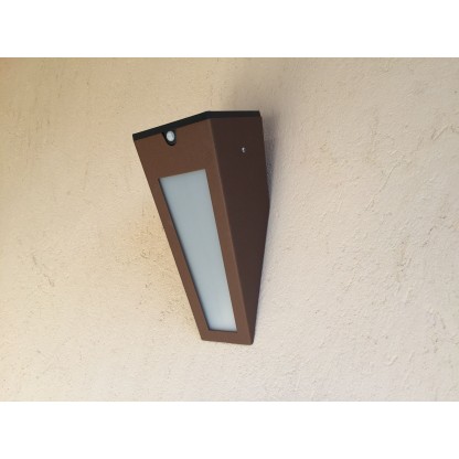 Настеннопотолочные светильники LYX Luminaires APS 020