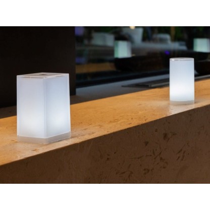 Уличная настольная лампа Smart and Green TUB